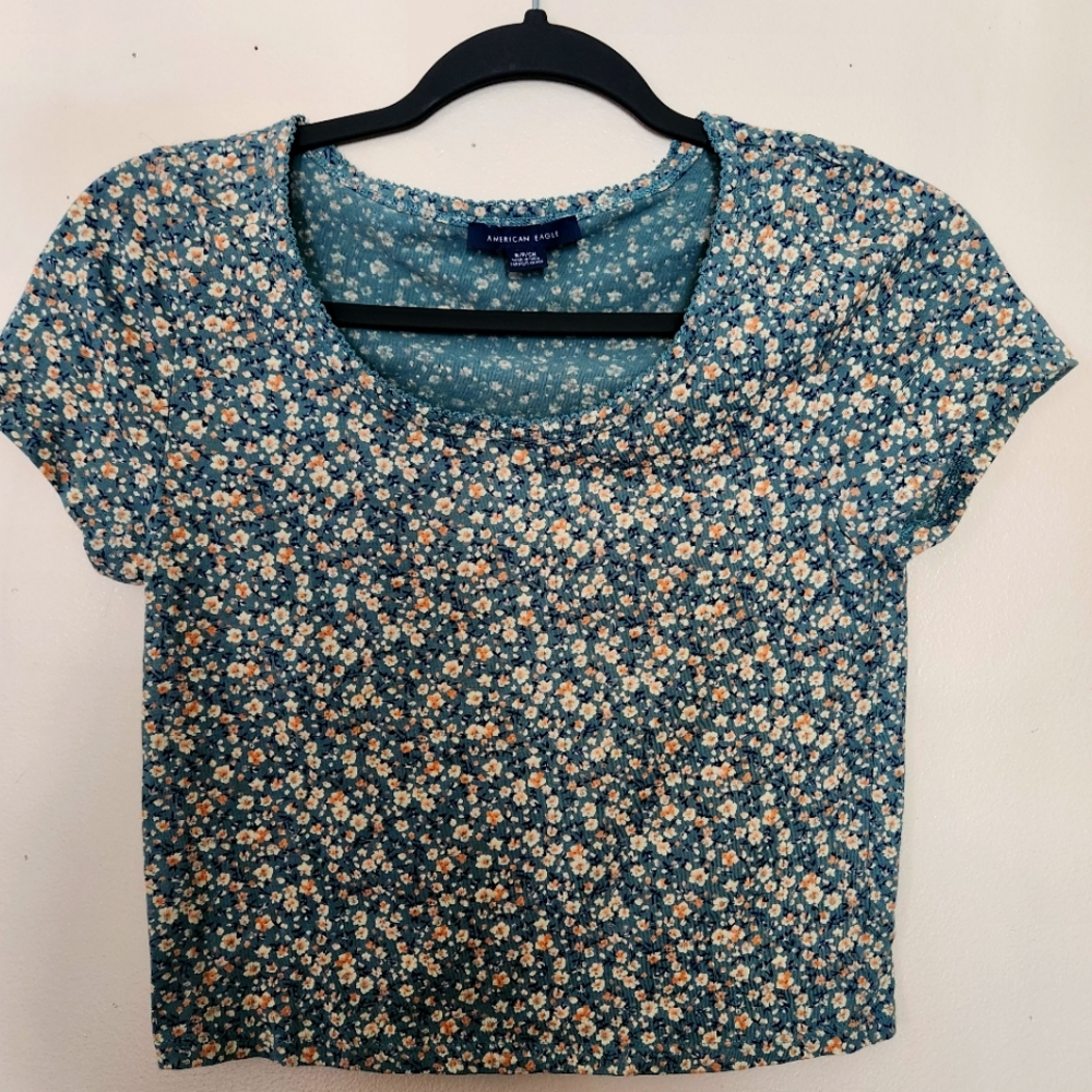 American Eagle Outfitters crop top